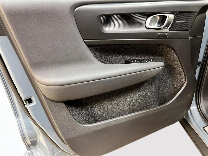 volvo XC40 2022 - 25