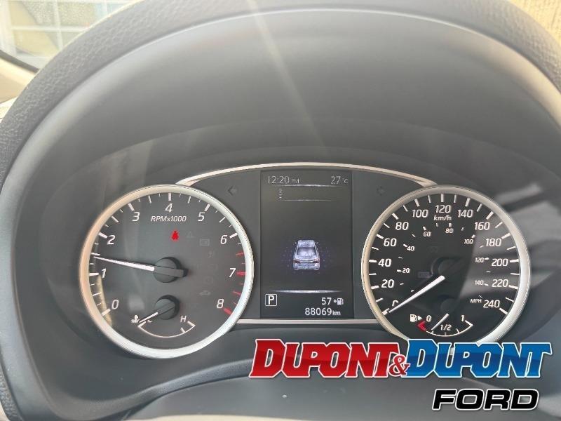 nissan Sentra 2018 - 26