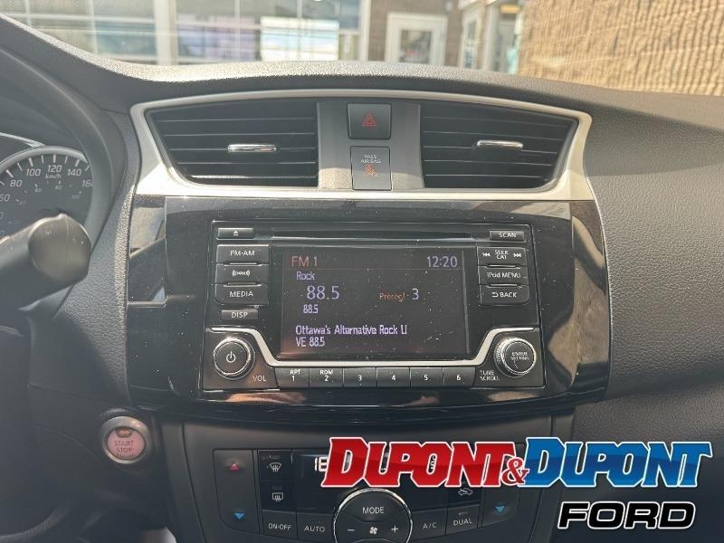 nissan Sentra 2018 - 28