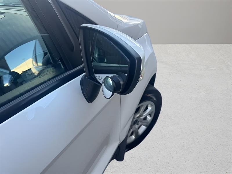 ford EcoSport 2018 - 12