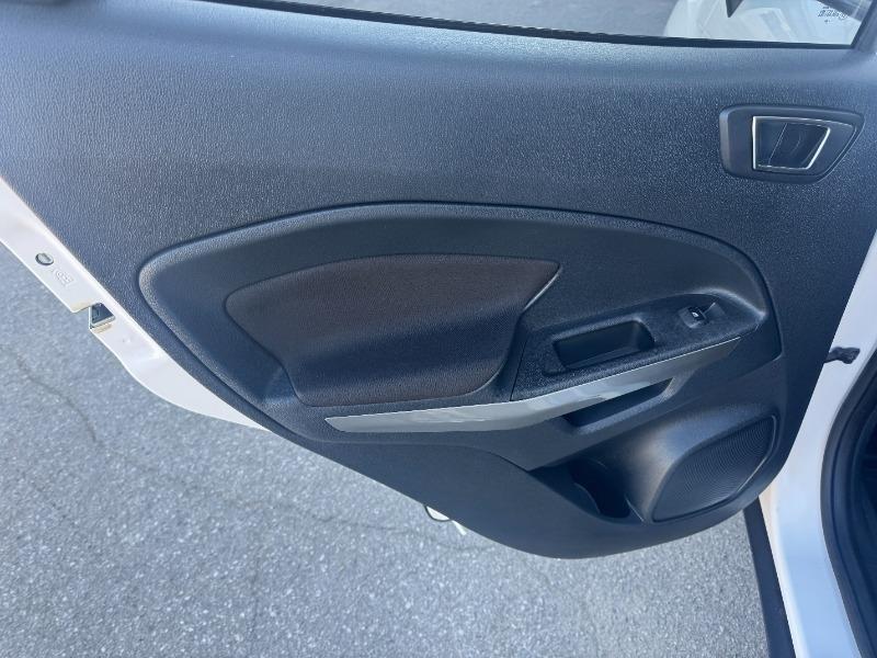 ford EcoSport 2018 - 18