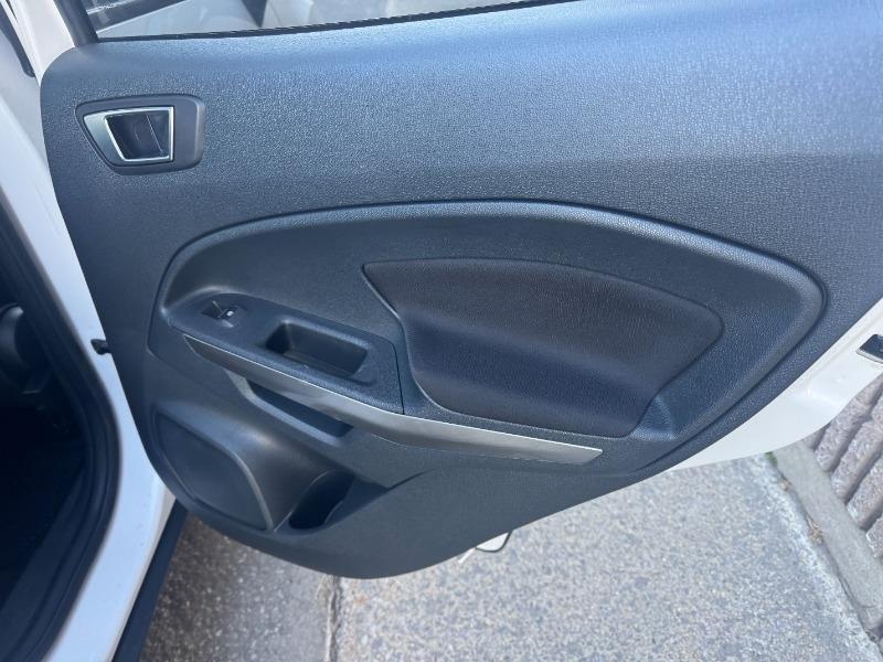 ford EcoSport 2018 - 21