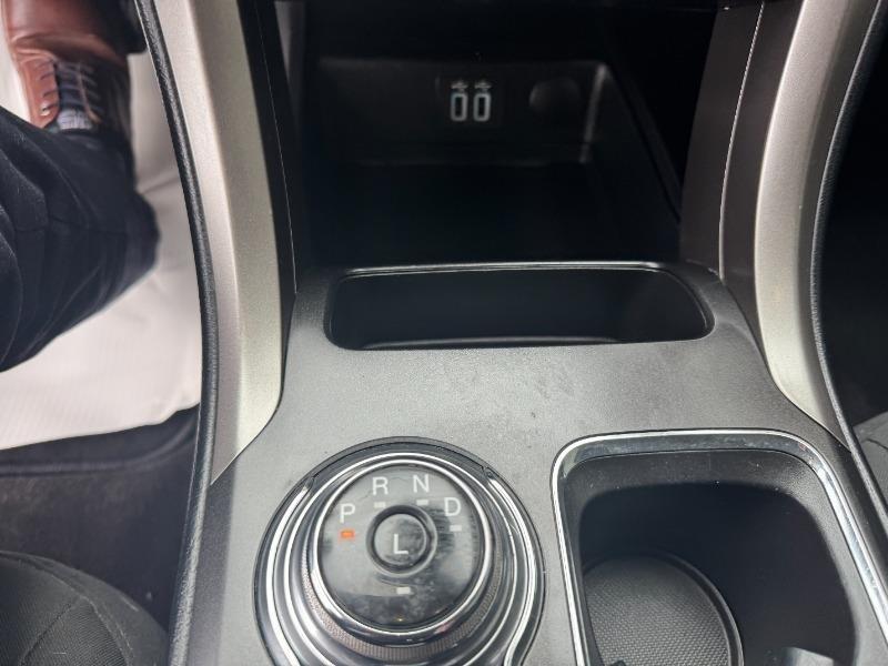 ford Fusion Energi 2020 - 30