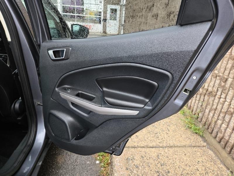 ford EcoSport 2020 - 18