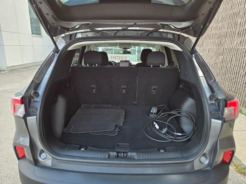 ford Escape 2021 - 18