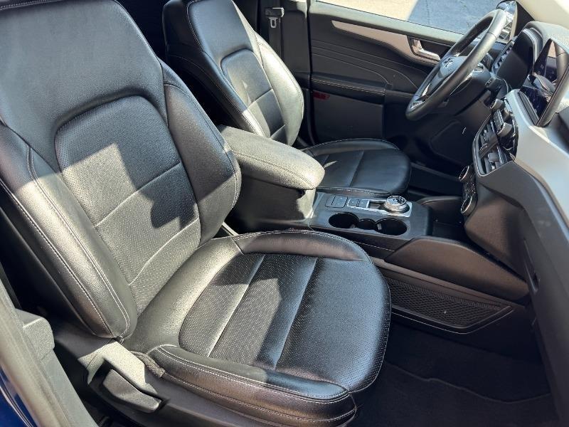 ford Escape 2022 - 26