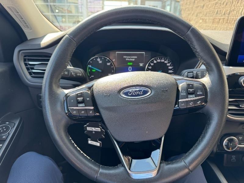 ford Escape 2022 - 29