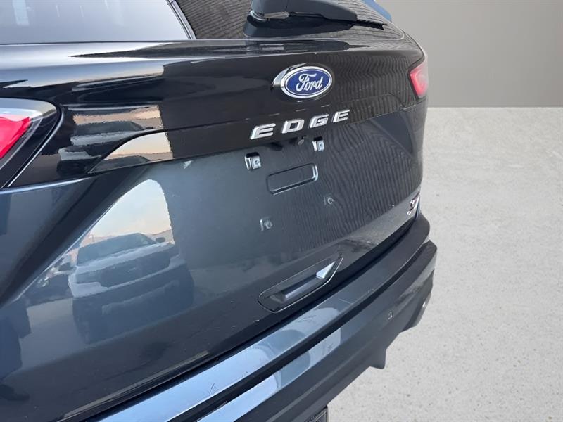 ford Edge 2022 - 11