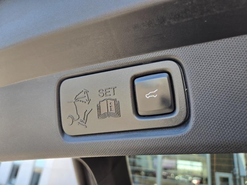 ford Mustang Mach-E 2022 - 18