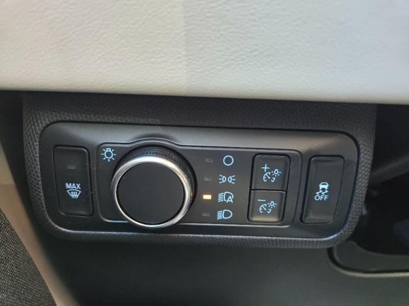 ford Mustang Mach-E 2022 - 28