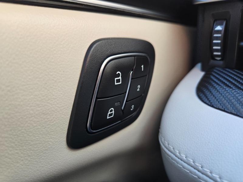 ford Mustang Mach-E 2022 - 30