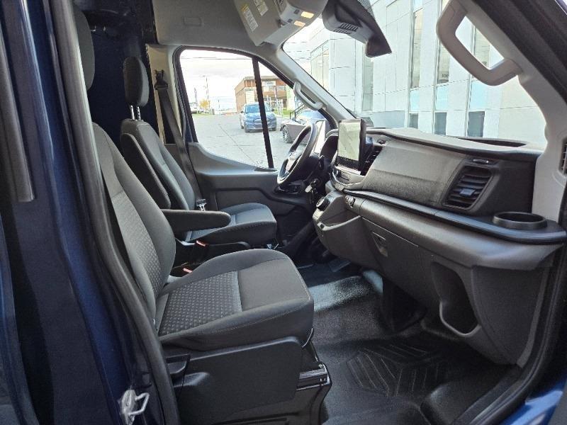 ford E-Transit Cargo Van 2022 - 15