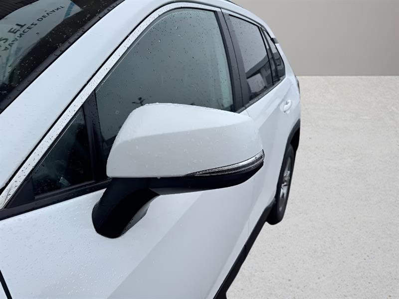 toyota RAV4 2023 - 9