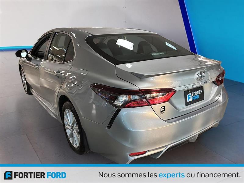 toyota Camry 2022 - 4