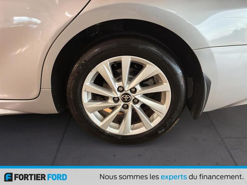 toyota Camry 2022 - 6