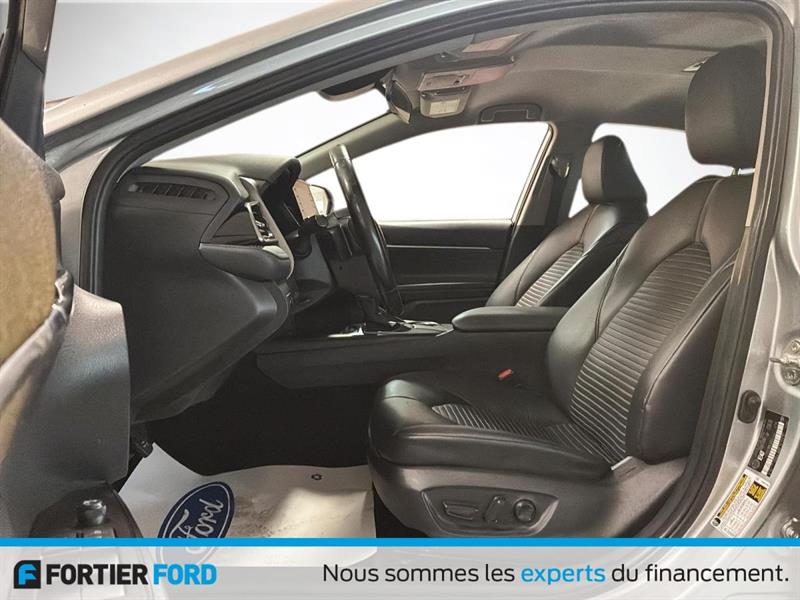 toyota Camry 2022 - 7