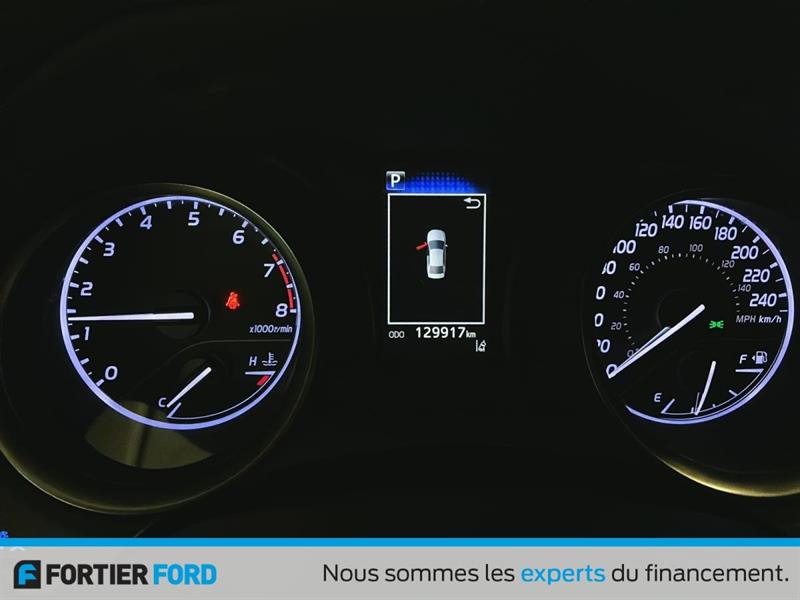 toyota Camry 2022 - 11