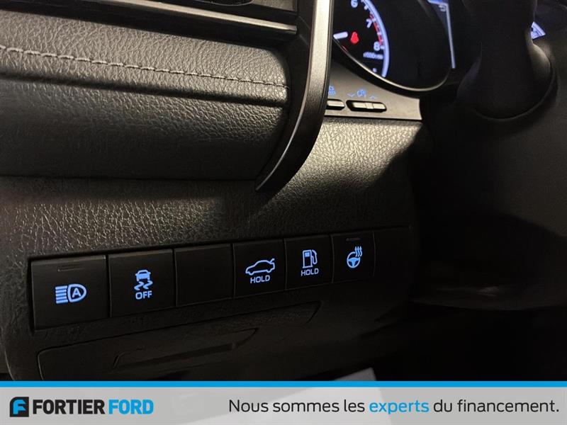 toyota Camry 2022 - 15