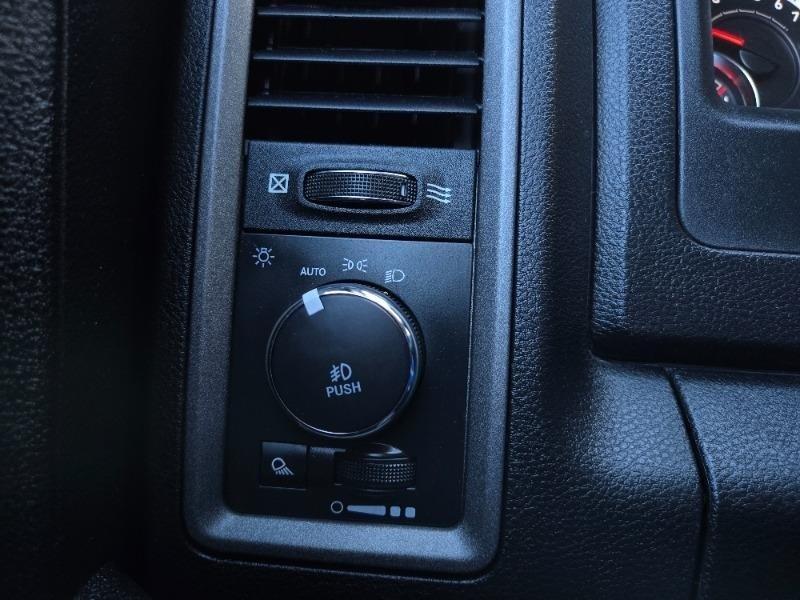 ram 1500 Classic 2022 - 30