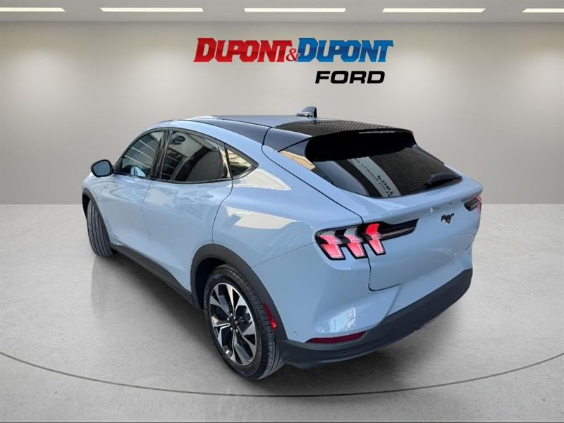 ford Mustang Mach-E 2024 - 3