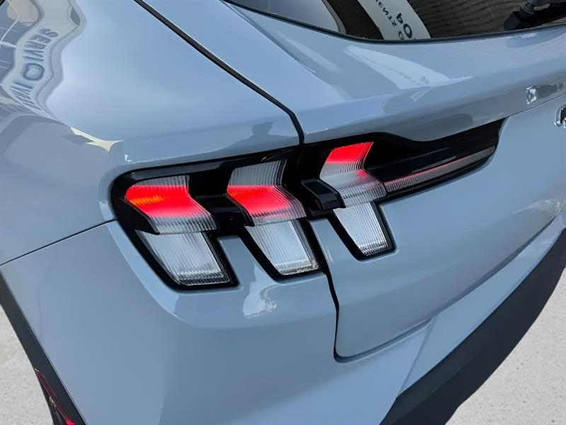 ford Mustang Mach-E 2024 - 11