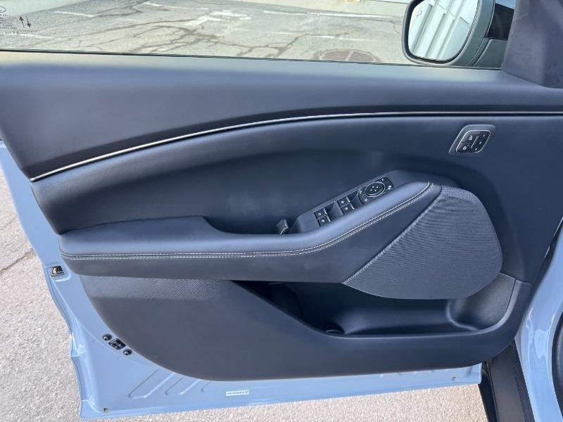 ford Mustang Mach-E 2024 - 16