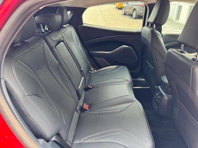 ford Mustang Mach-E 2024 - 24