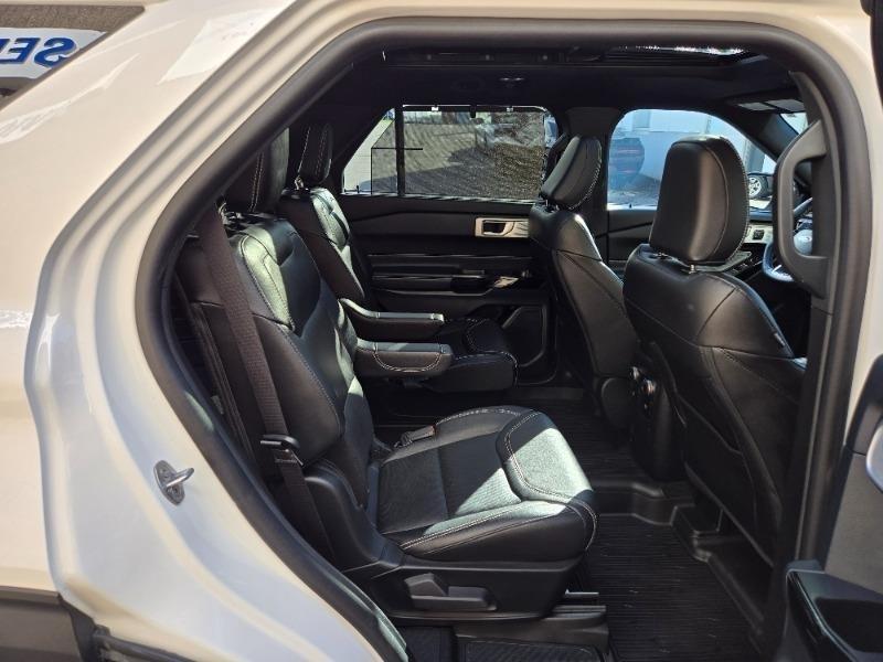 ford Explorer 2024 - 26