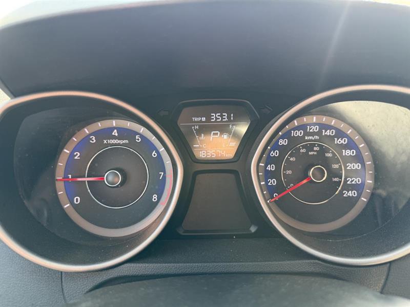 hyundai Elantra 2015 - 11