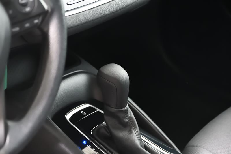 toyota Corolla 2021 - 12