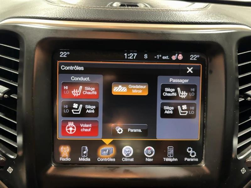 jeep Cherokee 2015 - 19