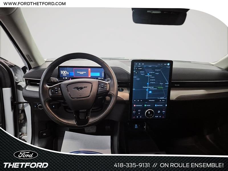 ford Mustang Mach-E 2022 - 12