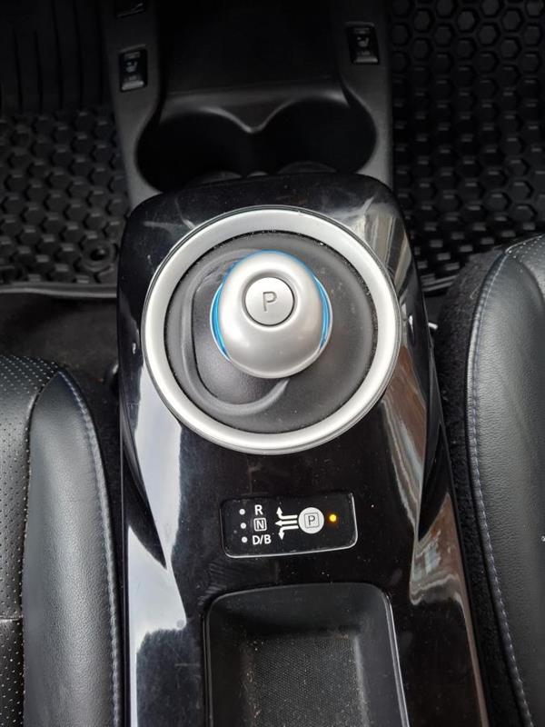 nissan LEAF 2015 - 13