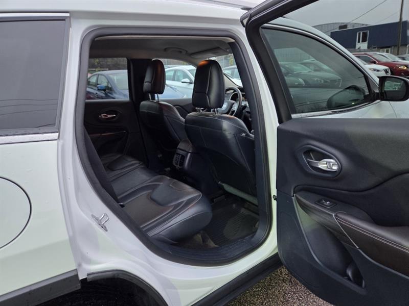 jeep Cherokee 2016 - 18