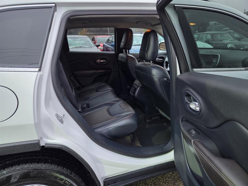 jeep Cherokee 2016 - 19