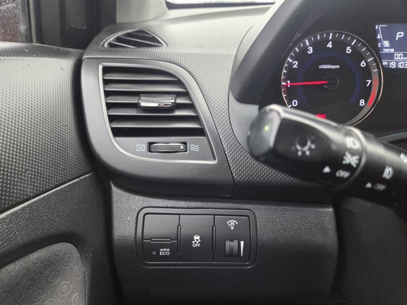 hyundai Accent 2012 - 24