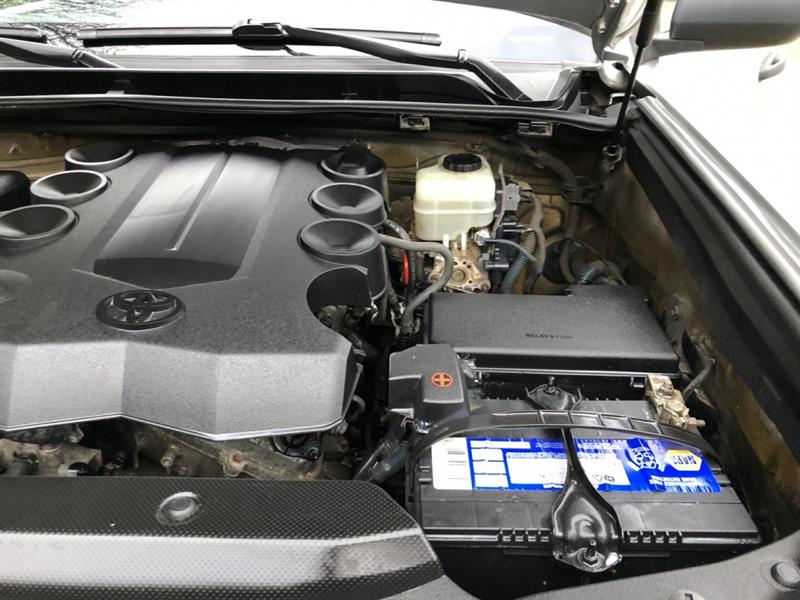 toyota 4Runner 2010 - 21