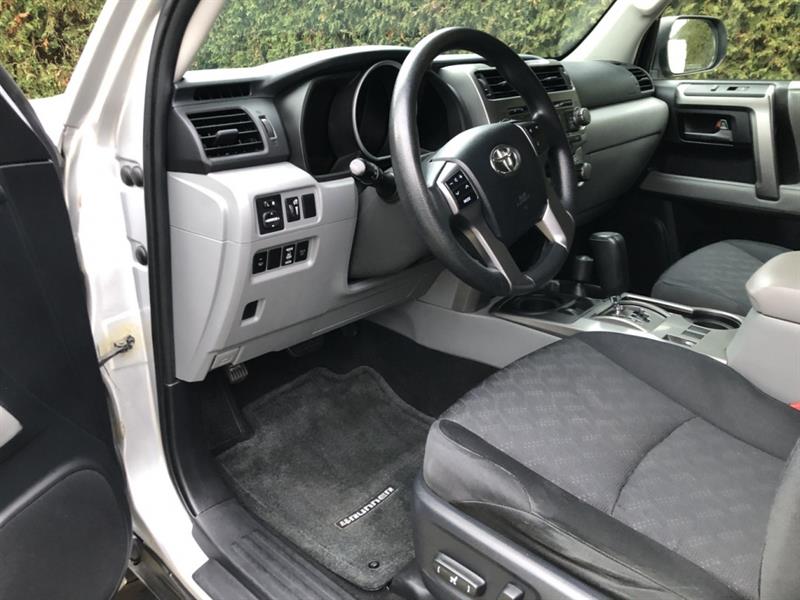 toyota 4Runner 2010 - 23