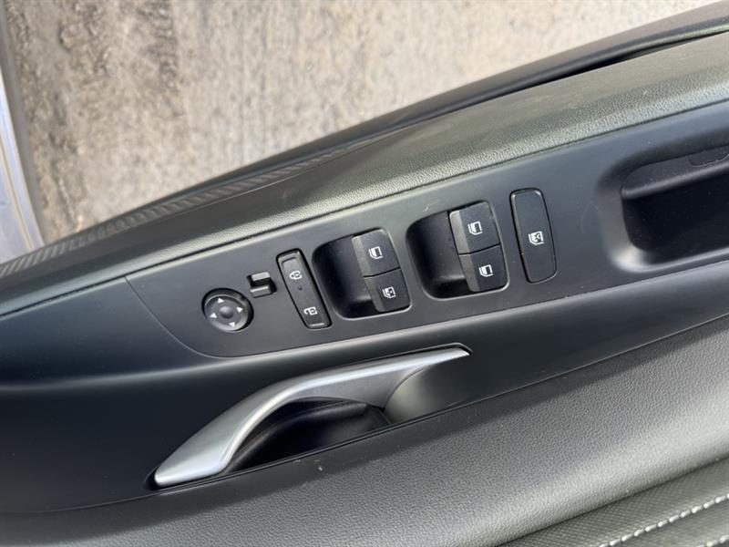 hyundai Elantra 2023 - 10