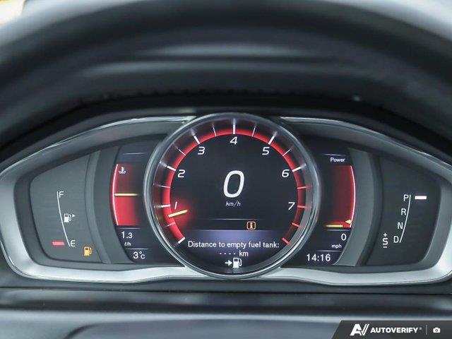 volvo XC60 2016 - 19