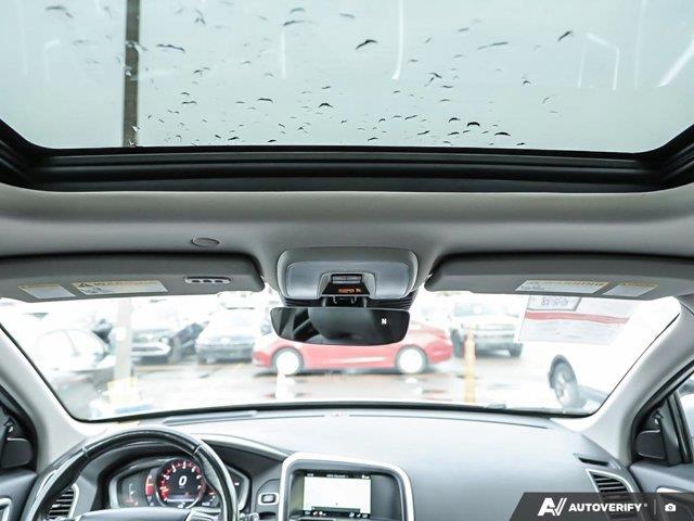 volvo XC60 2016 - 30