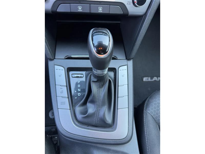 hyundai Elantra 2017 - 18