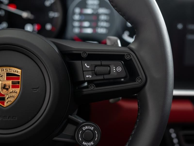 porsche 911 2024 - 18