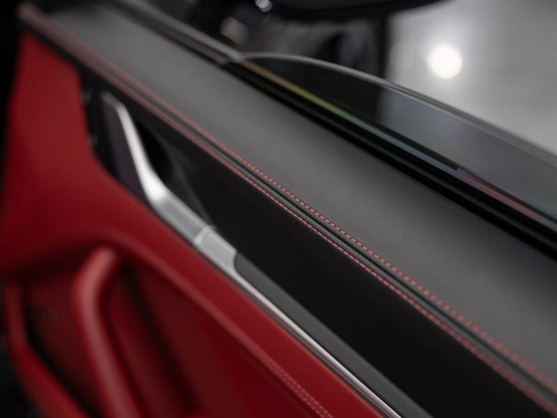 porsche 911 2024 - 25