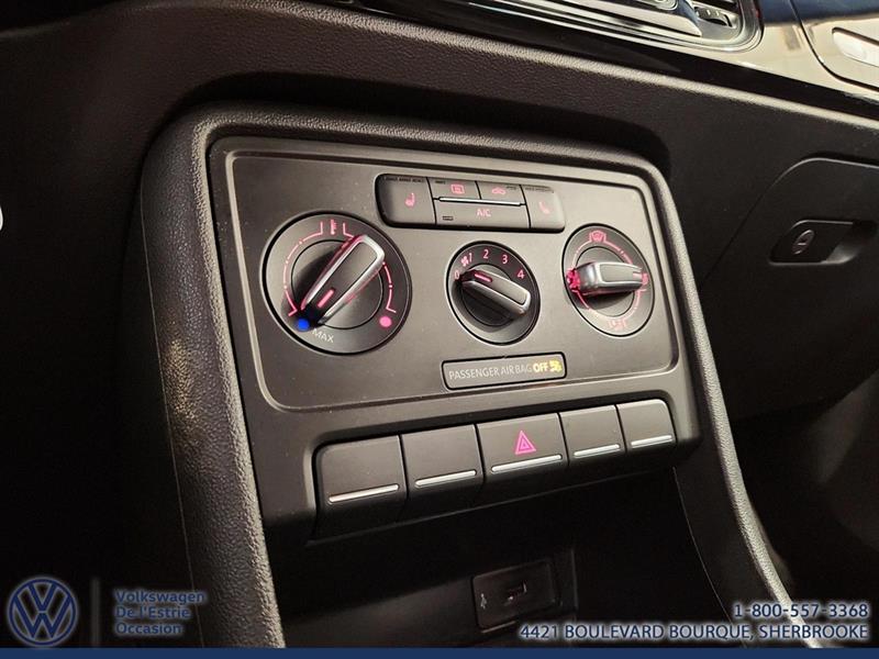 volkswagen Beetle Convertible 2016 - 15