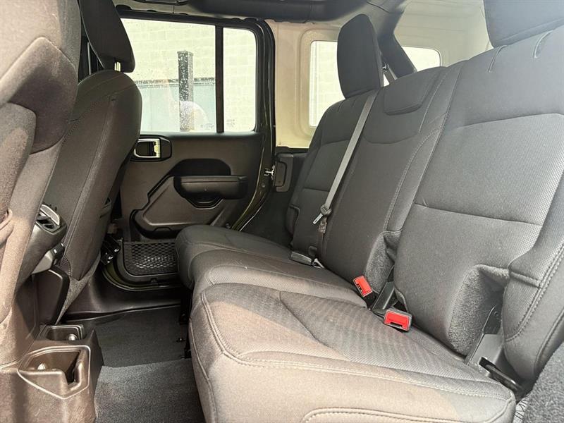 jeep Wrangler 2023 - 28