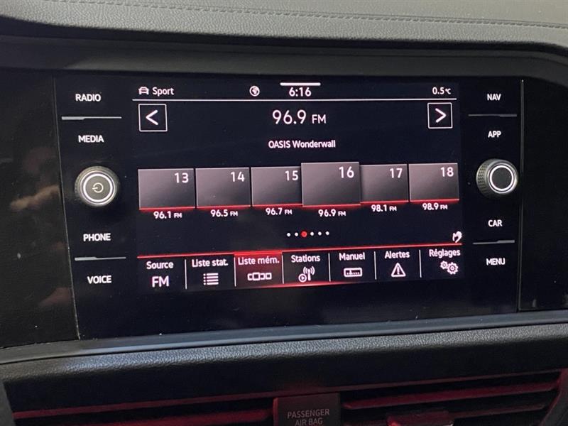 volkswagen Jetta GLI 2023 - 30