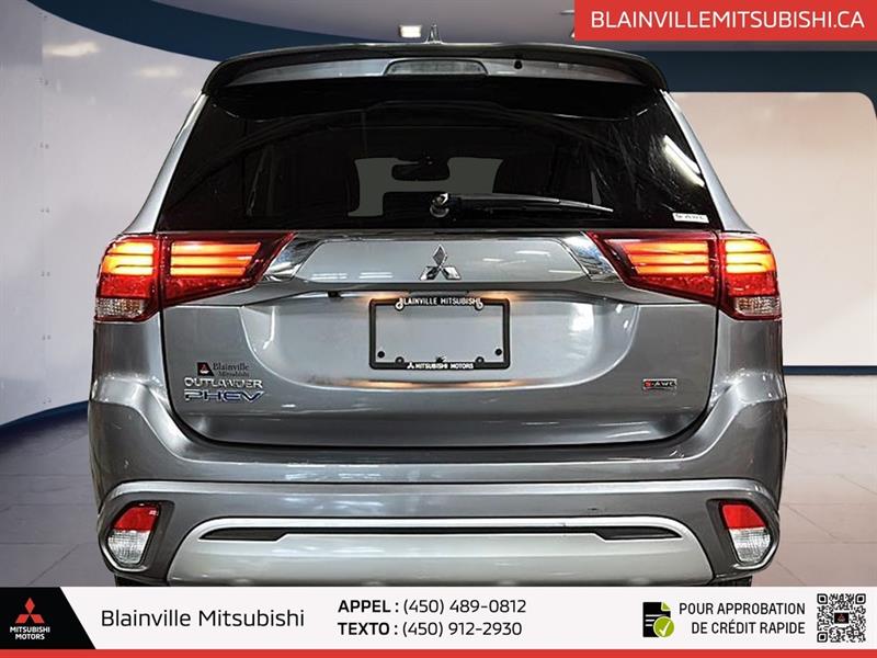 mitsubishi Outlander rechargeable 2022 - 6