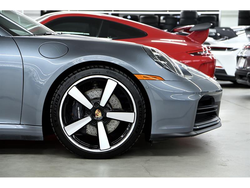 porsche 911 2025 - 9