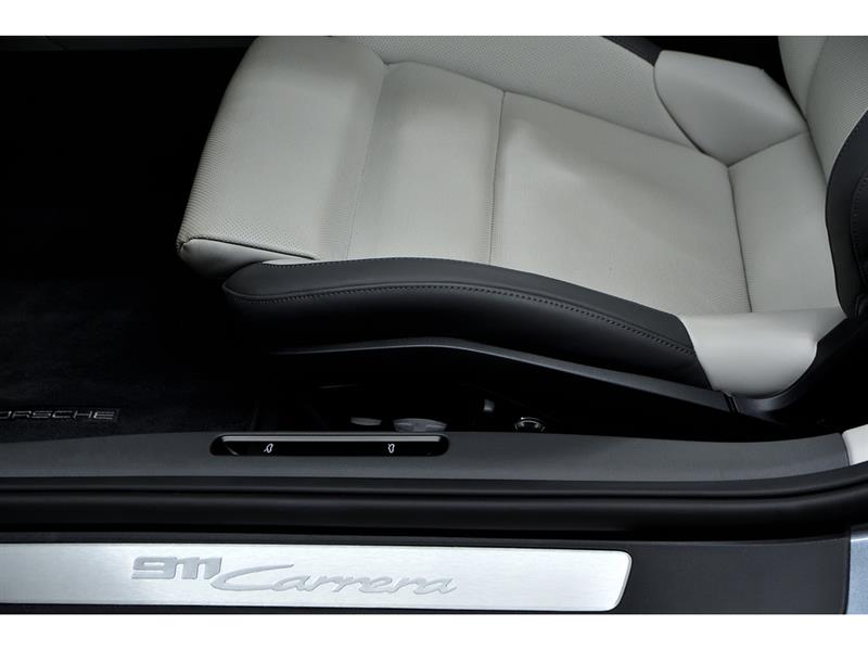 porsche 911 2025 - 15